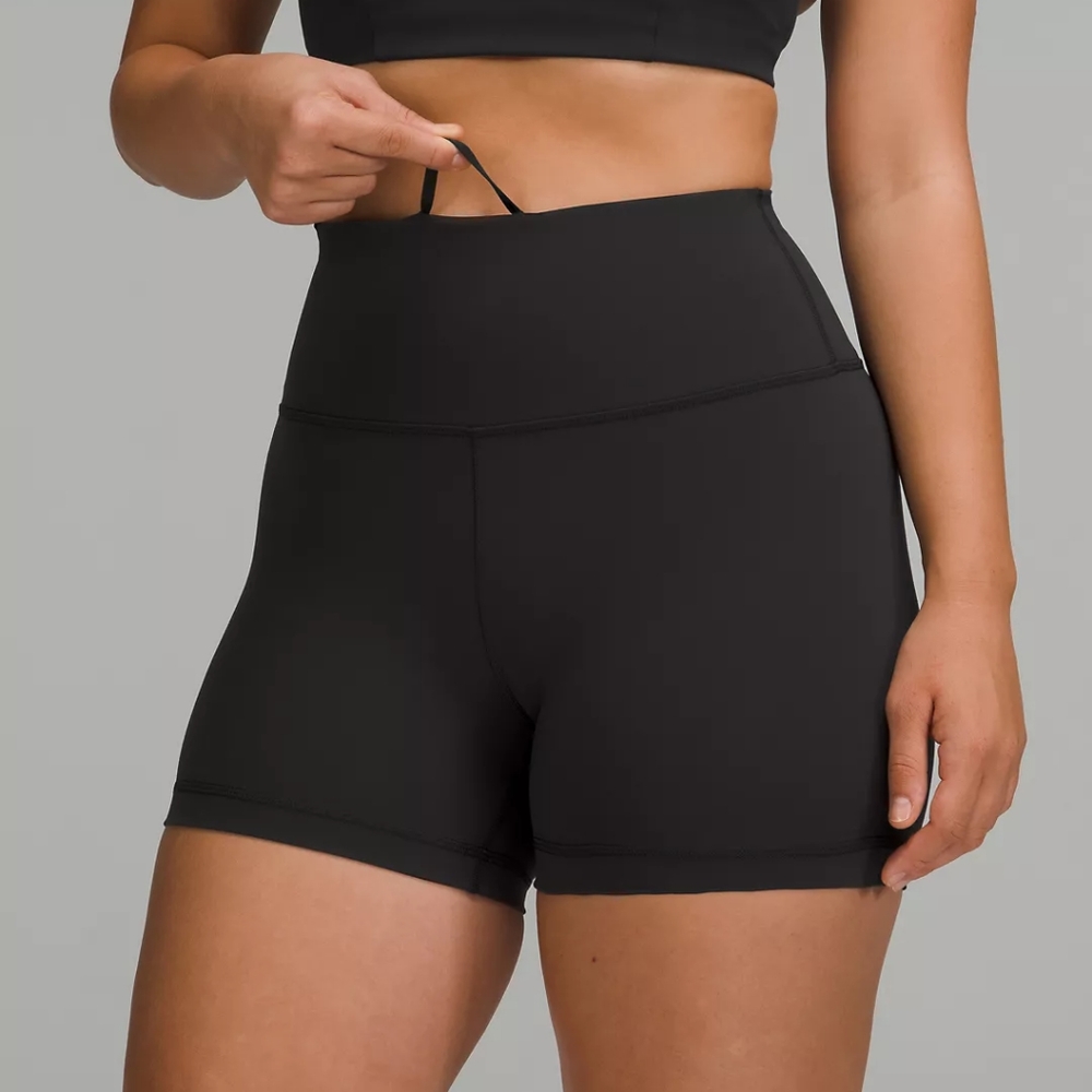 Wunder Train Contour Fit High-Rise Short 4"